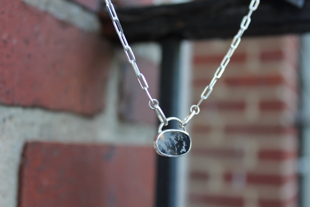 dendrite necklace