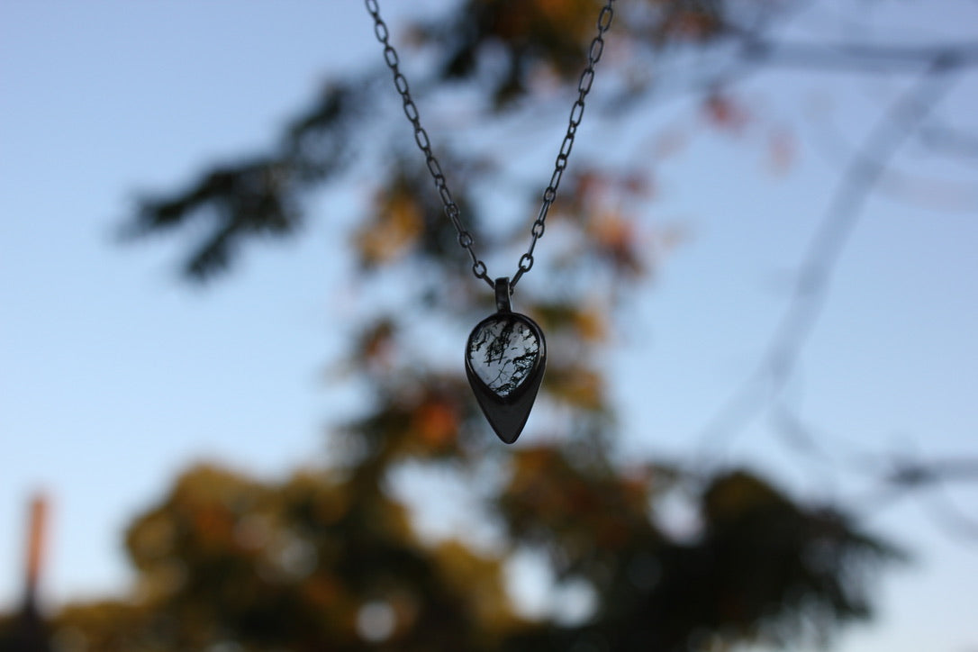 Moss agate pendant