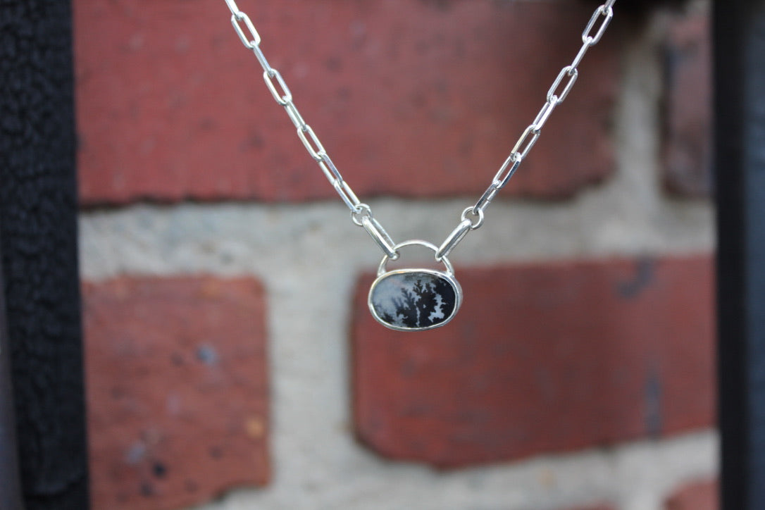 dendrite necklace